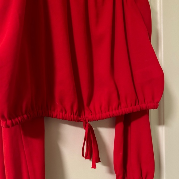 Aritzia Off-the-Shoulder Red Top (size S) - Picture 3 of 4